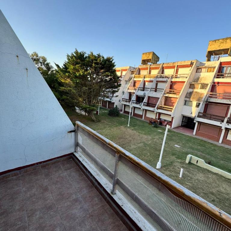 Monoambiente una cuadra del mar Villa Golf Miramar - Apartamento de 1 dormitorio - 22