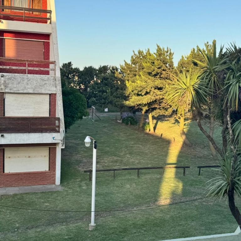 Monoambiente una cuadra del mar Villa Golf Miramar - Apartamento de 1 dormitorio - 28