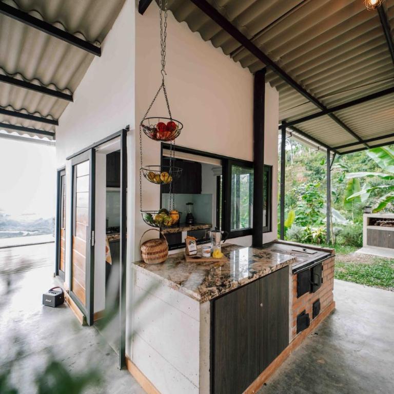 Casa Margarita Loft - Three-Bedroom Villa - 17