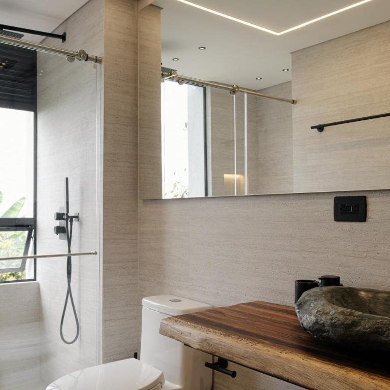 Casa Margarita Loft - Three-Bedroom Villa - 40