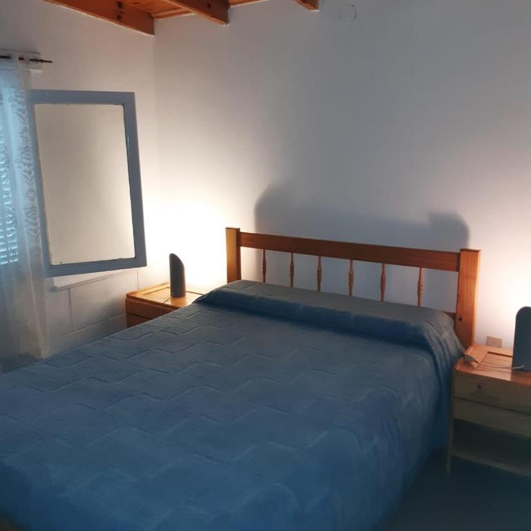 OneHouse - Three-Bedroom House - 2