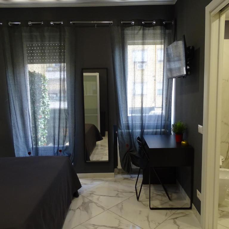 LH Guest House - Camera Matrimoniale con Bagno Privato - 4