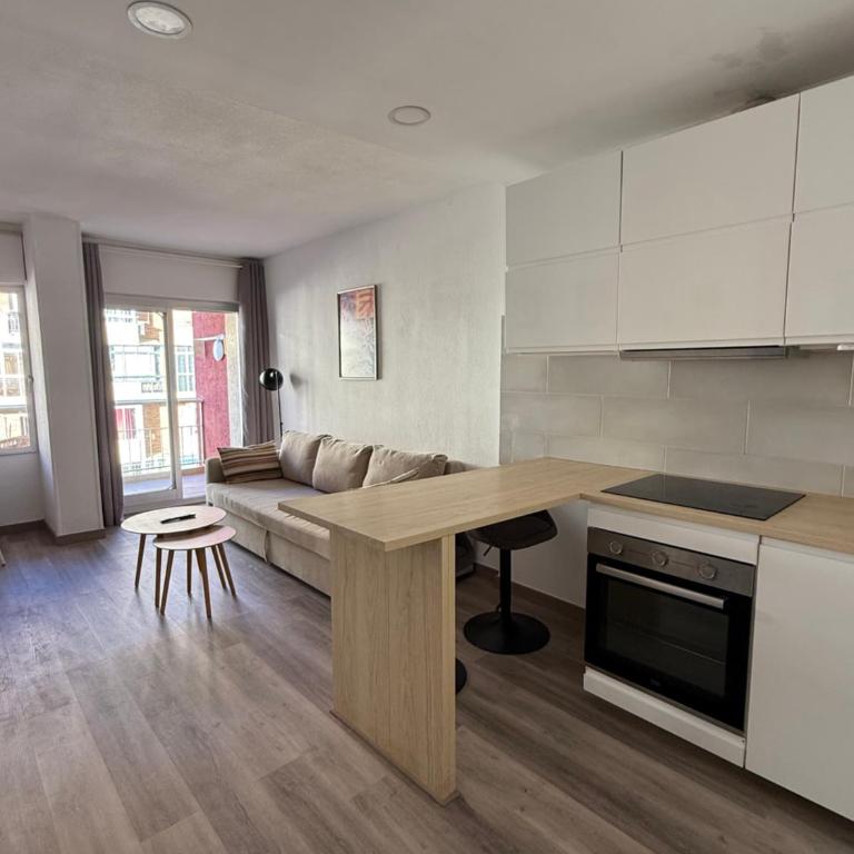 Cozy Apartment - Terrace and Pools - Apartamento 1 dormitorio con vistas al mar y terraza - 4