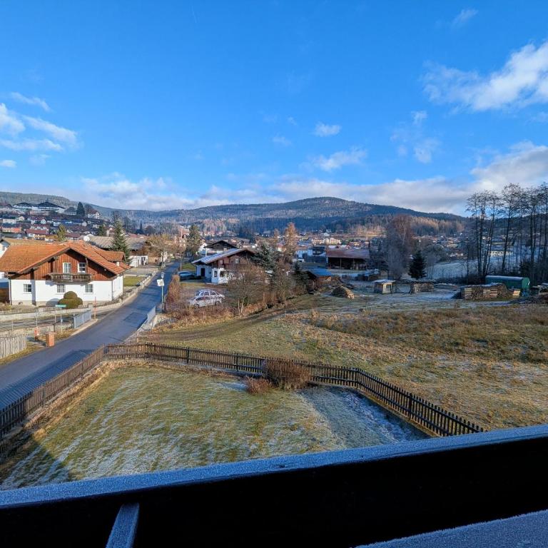 Bergblick & Altbau-Charme I 2 Balkone I aktivCARD - 130 Erlebnisse inklusive I Parkplatz - Apartment mit 2 Schlafzimmern - 3