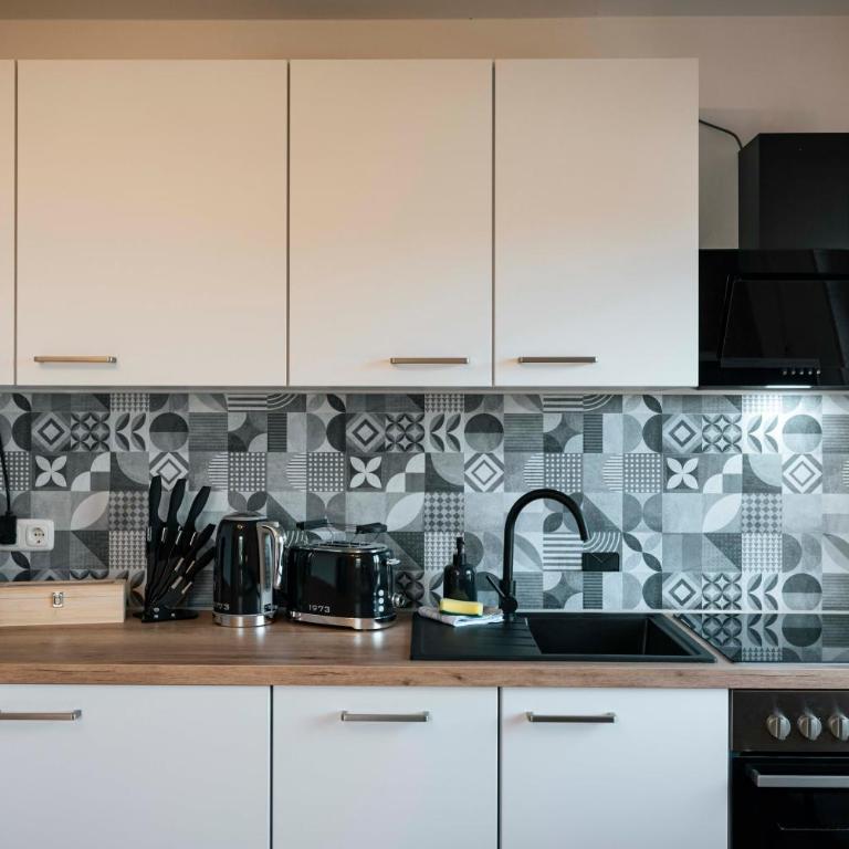 Bergblick & Altbau-Charme I 2 Balkone I aktivCARD - 130 Erlebnisse inklusive I Parkplatz - Apartment mit 2 Schlafzimmern - 28