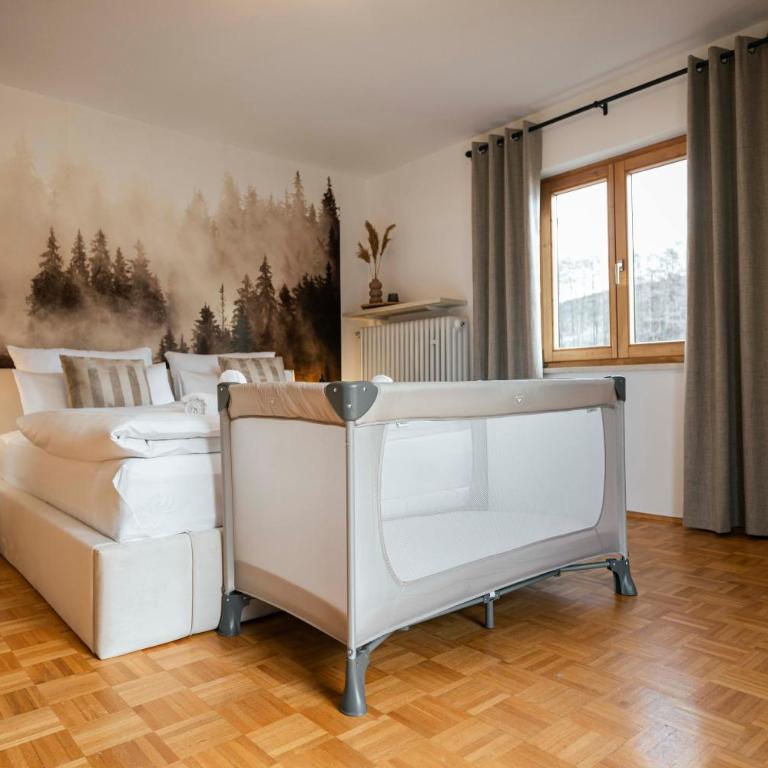 Bergblick & Altbau-Charme I 2 Balkone I aktivCARD - 130 Erlebnisse inklusive I Parkplatz - Apartment mit 2 Schlafzimmern - 26