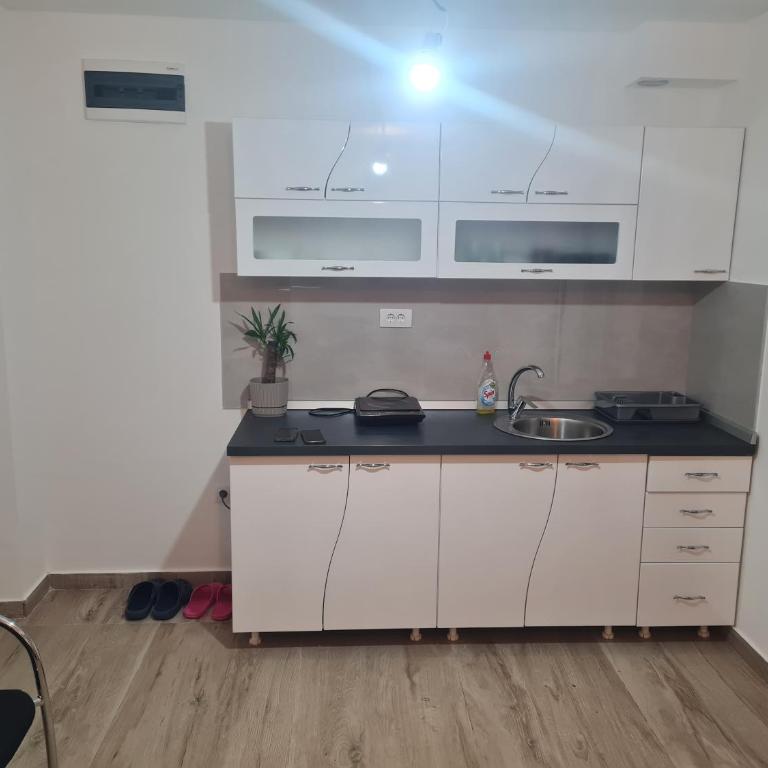 Marash 3 - One-Bedroom Apartment - 4
