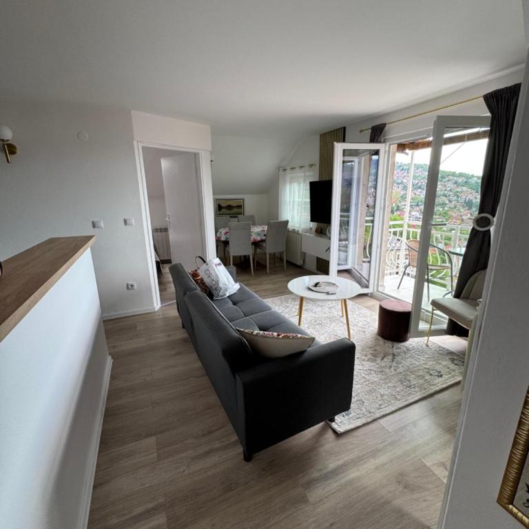 Apartman Sarajevo View - Apartman sa 2 Spavaće Sobe i Pogledom na Grad - 7