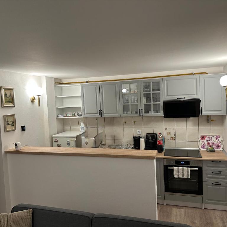 Apartman Sarajevo View - Apartman sa 2 Spavaće Sobe i Pogledom na Grad - 11