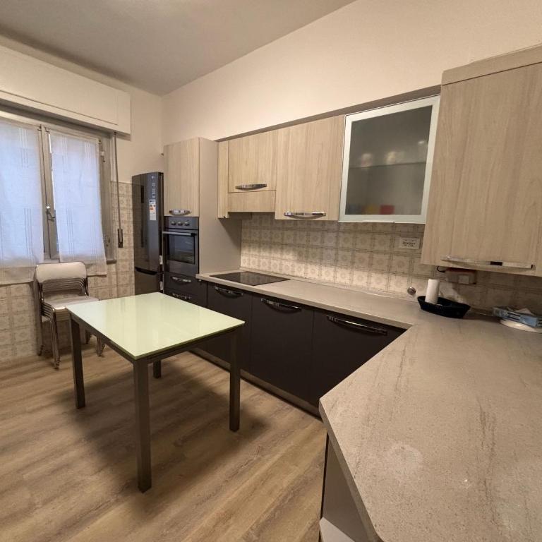 Location Rapallo - Appartamento con 2 Camere da Letto - 1