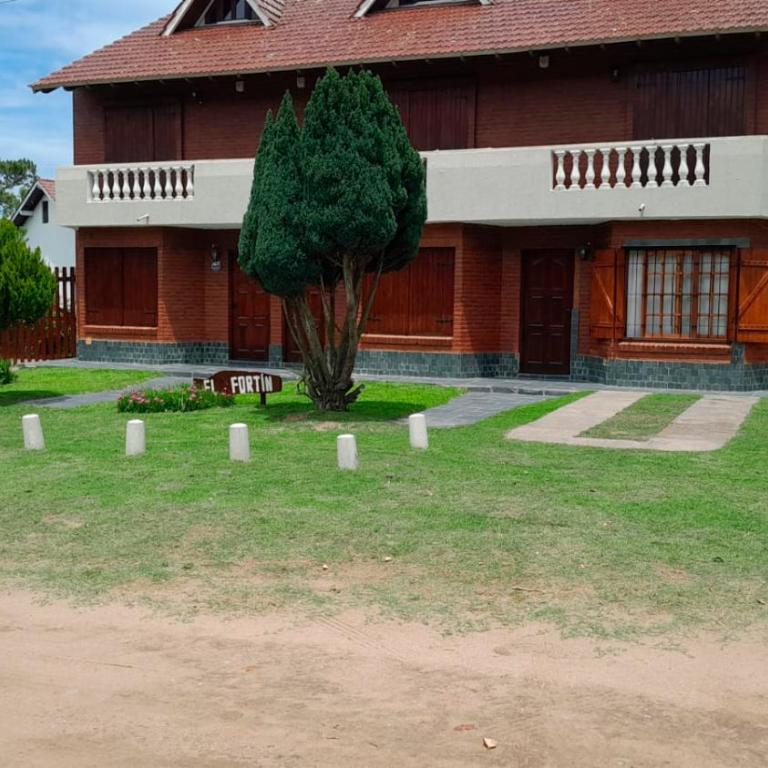 El fortín - Three-Bedroom House - 2