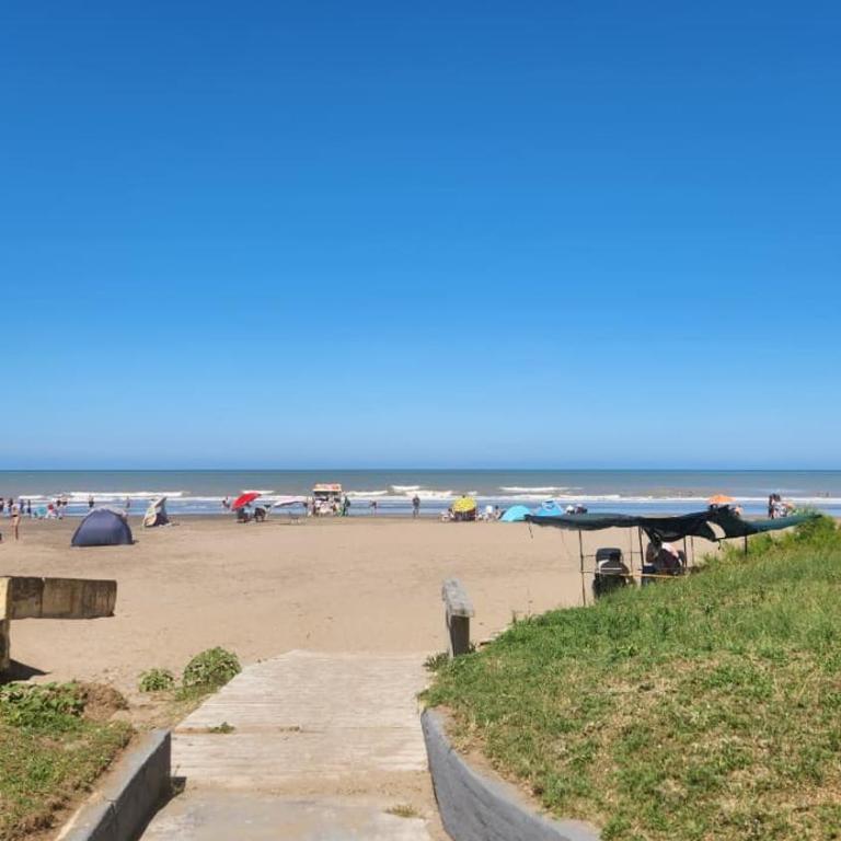 Depto 2 ambientes A pasos del MAR - One-Bedroom Standard Apartment - 8