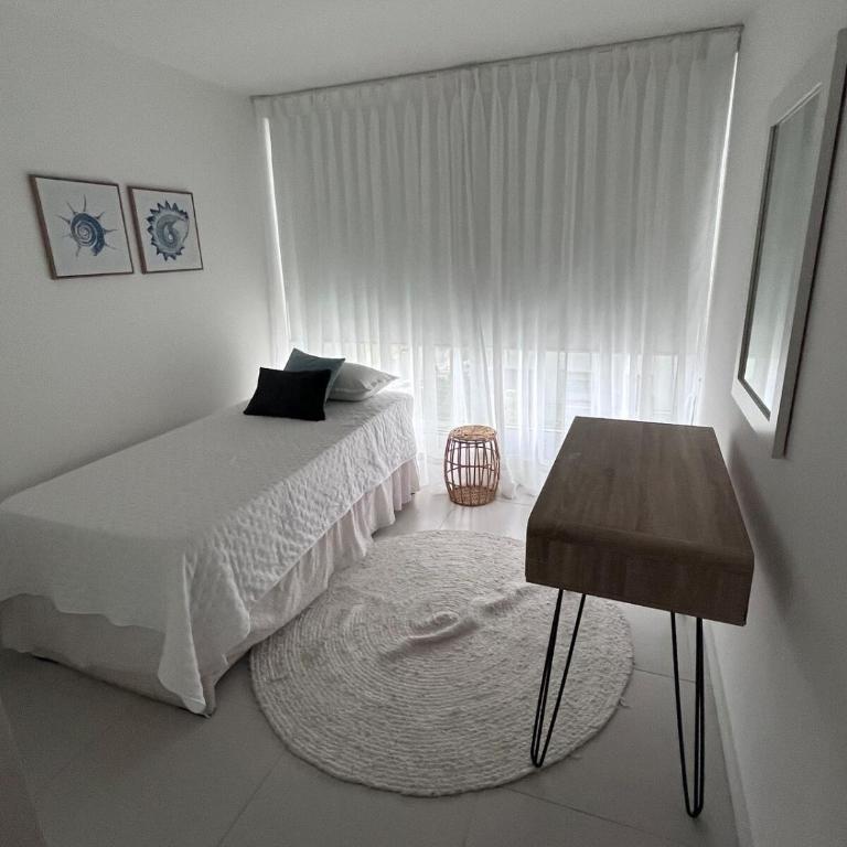Luxury apartment for 4 people in Playa Mansa - Apartamento de 2 dormitorios - 9
