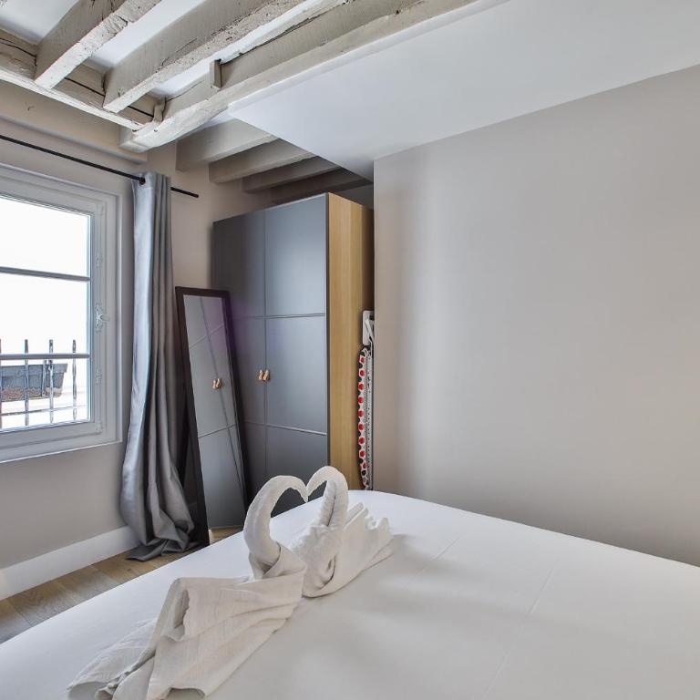 Heart of Marais a Large 1-Bedroom Apartment - Apartment mit 1 Schlafzimmer - 2