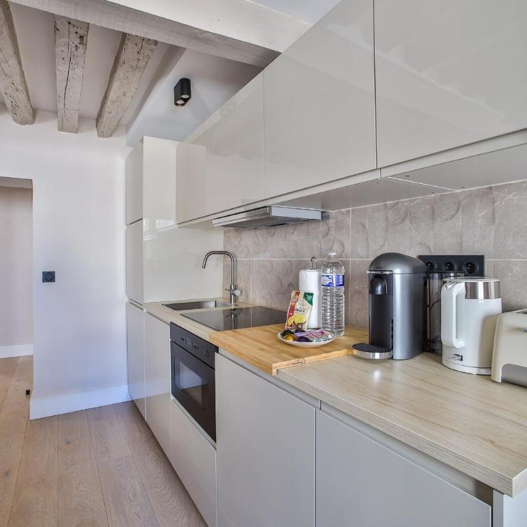Heart of Marais a Large 1-Bedroom Apartment - Apartment mit 1 Schlafzimmer - 6