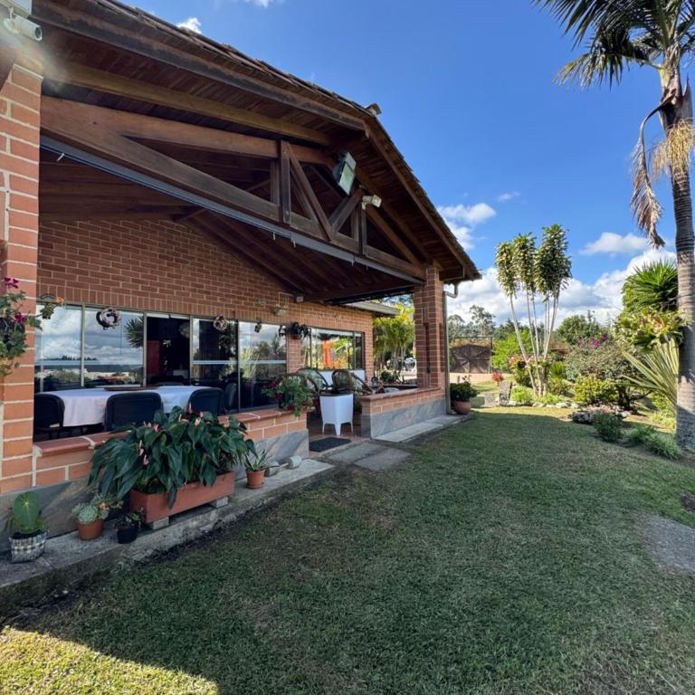 Finca Villa Palmeras en Rionegro Aeropuerto JMC - Villa de 3 dormitorios - 17