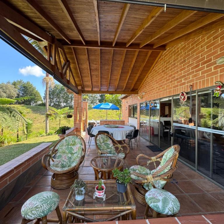 Finca Villa Palmeras en Rionegro Aeropuerto JMC - Villa de 3 dormitorios - 11
