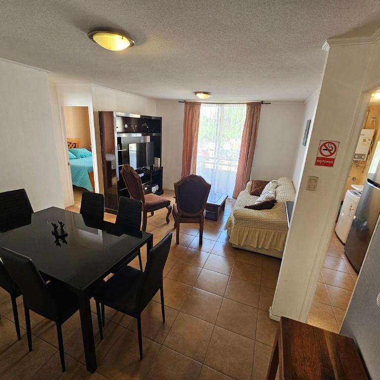 Arriendo Departamento Diario en Copiapo - Three-Bedroom Apartment - 1