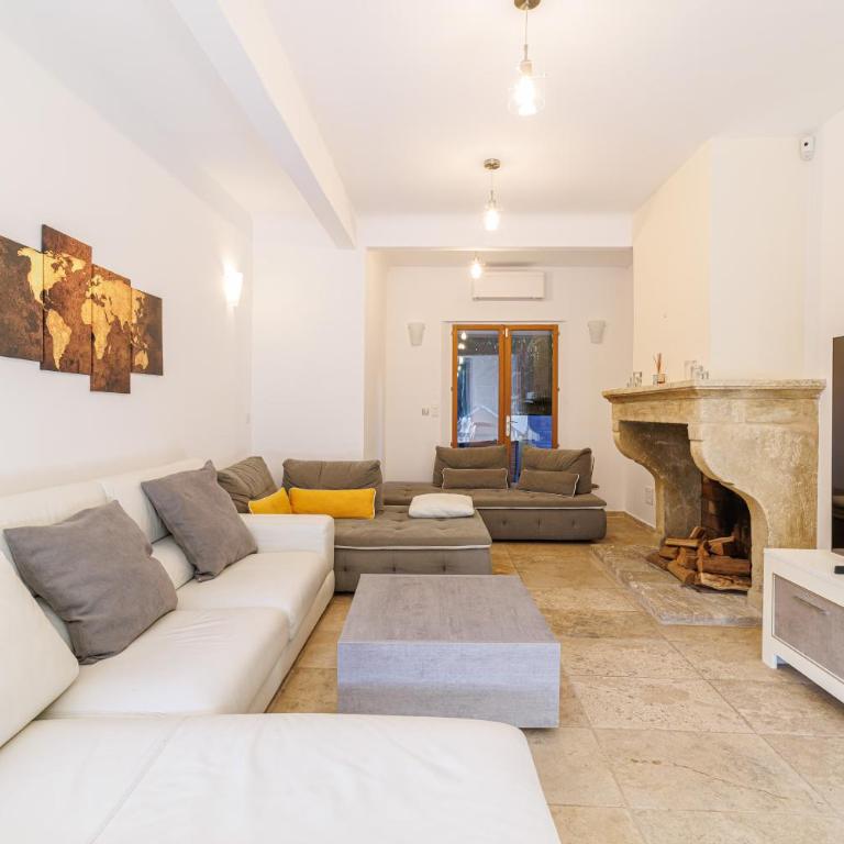 VILLA MARIE -Pool - Garden-Close To Beach -Parking - Villa avec Piscine Privée - 14