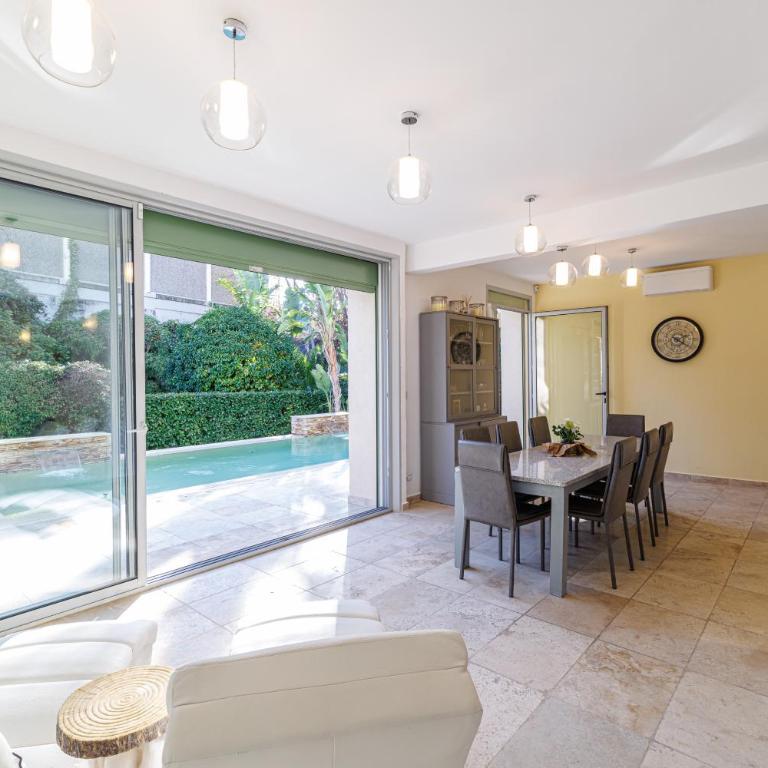 VILLA MARIE -Pool - Garden-Close To Beach -Parking - Villa avec Piscine Privée - 19