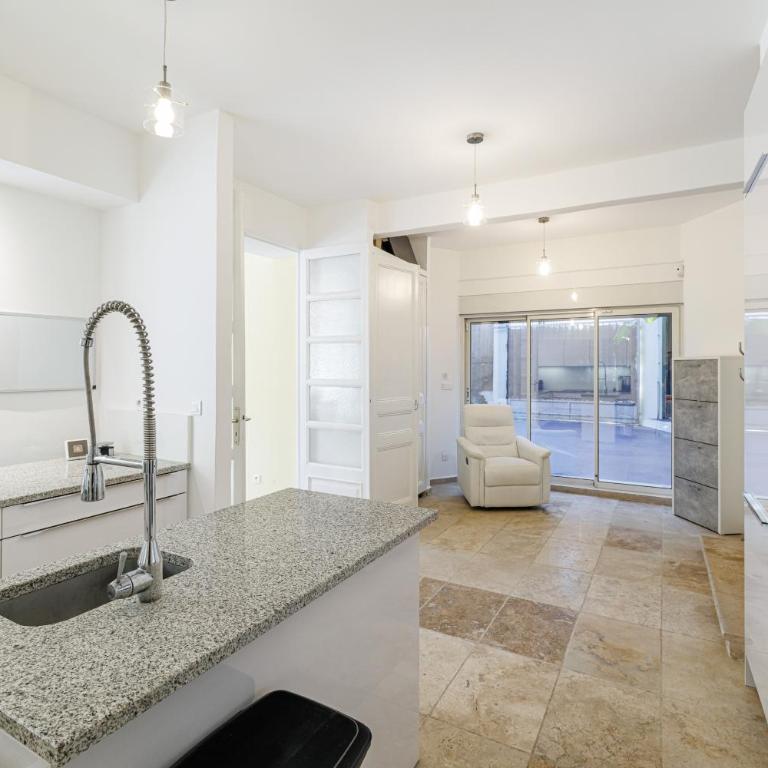 VILLA MARIE -Pool - Garden-Close To Beach -Parking - Villa avec Piscine Privée - 36