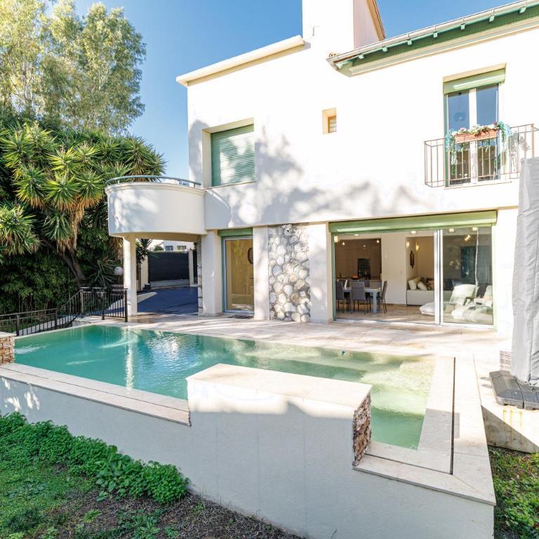 VILLA MARIE -Pool - Garden-Close To Beach -Parking - Villa avec Piscine Privée - 10