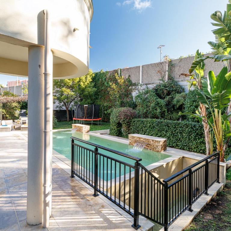 VILLA MARIE -Pool - Garden-Close To Beach -Parking - Villa avec Piscine Privée - 77