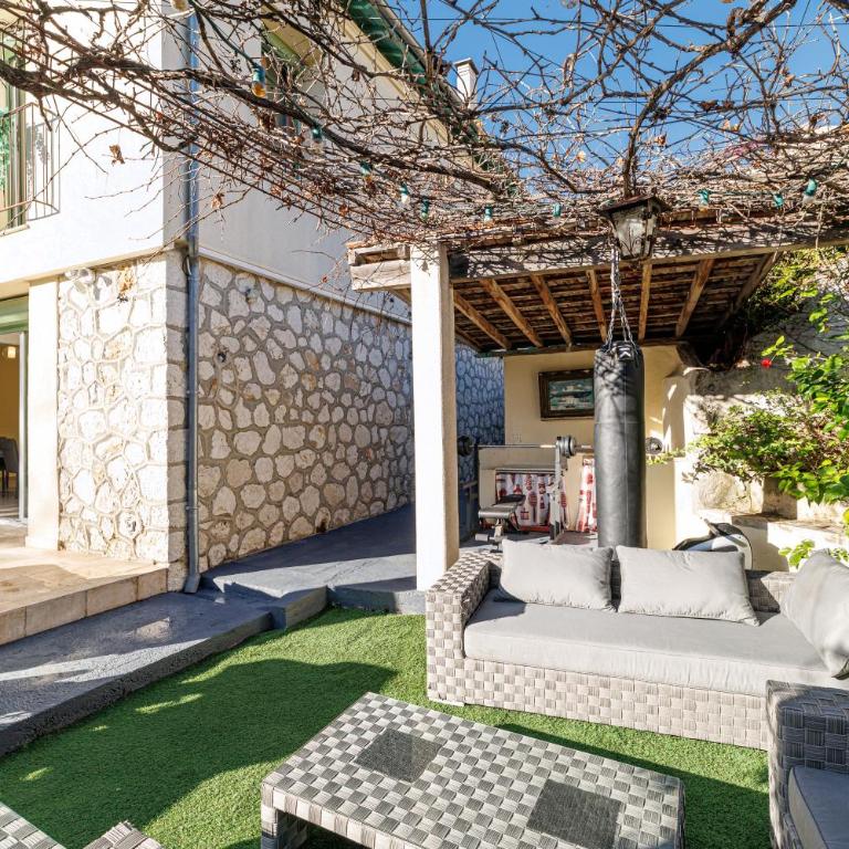VILLA MARIE -Pool - Garden-Close To Beach -Parking - Villa avec Piscine Privée - 80