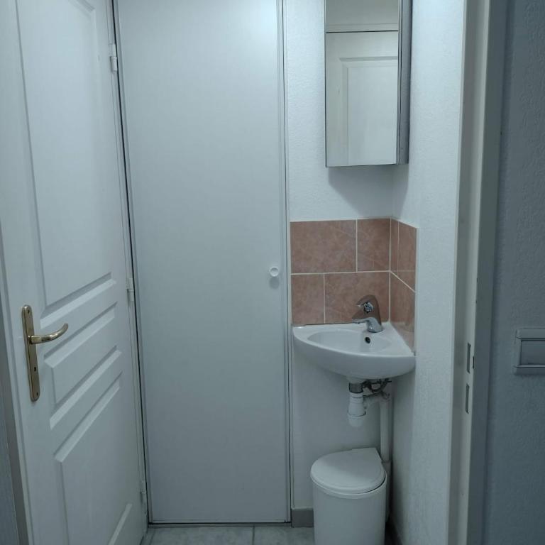 la Desirade - Appartement 3 Chambres avec Piscine Privée - 26