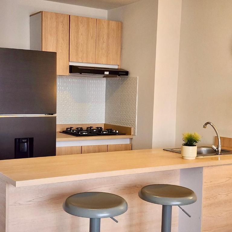 Loft Elegante con Vista a la Ciudad - Apartamento de 1 Dormitorio con balcón y vistas a la ciudad - 4