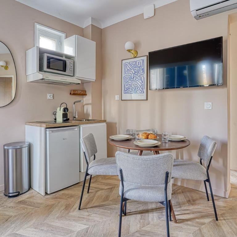 Beautiful 2 air-conditioned bedrooms - Appartement 2 Chambres - 5