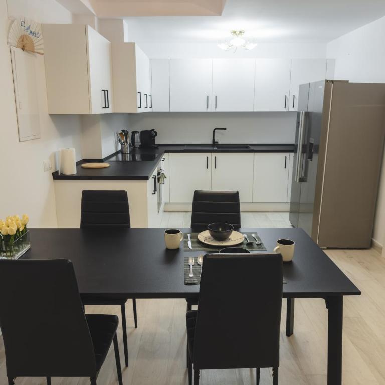 New renovated Marbella Mija House - Puerto Banus quiet and green oasis - Vacation Home - 60