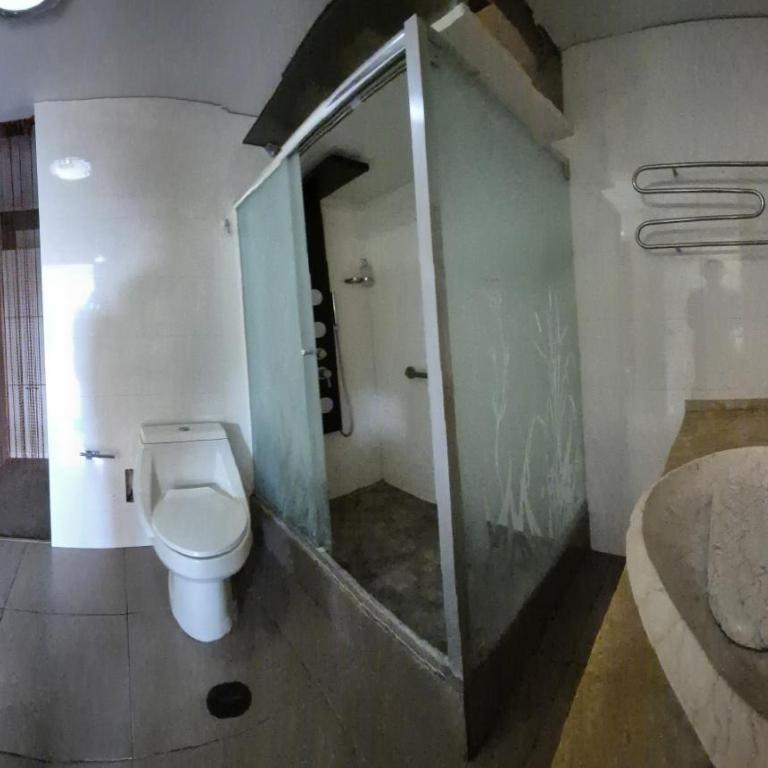 Dormitorio con baño privado a 25 minutos del Apto - Double or Twin Room with Private Bathroom - 3