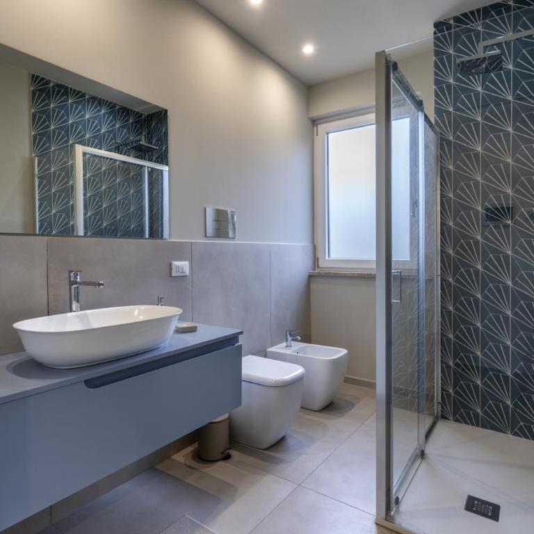 Case libertà - Appartamento con 2 Camere da Letto e Balcone - 4