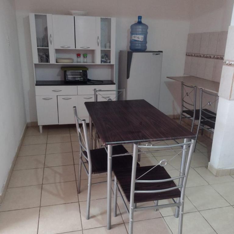 Relajate con tu familia en este alojamiento a pasos del centro de la SERENA - Three-Bedroom Villa - 7