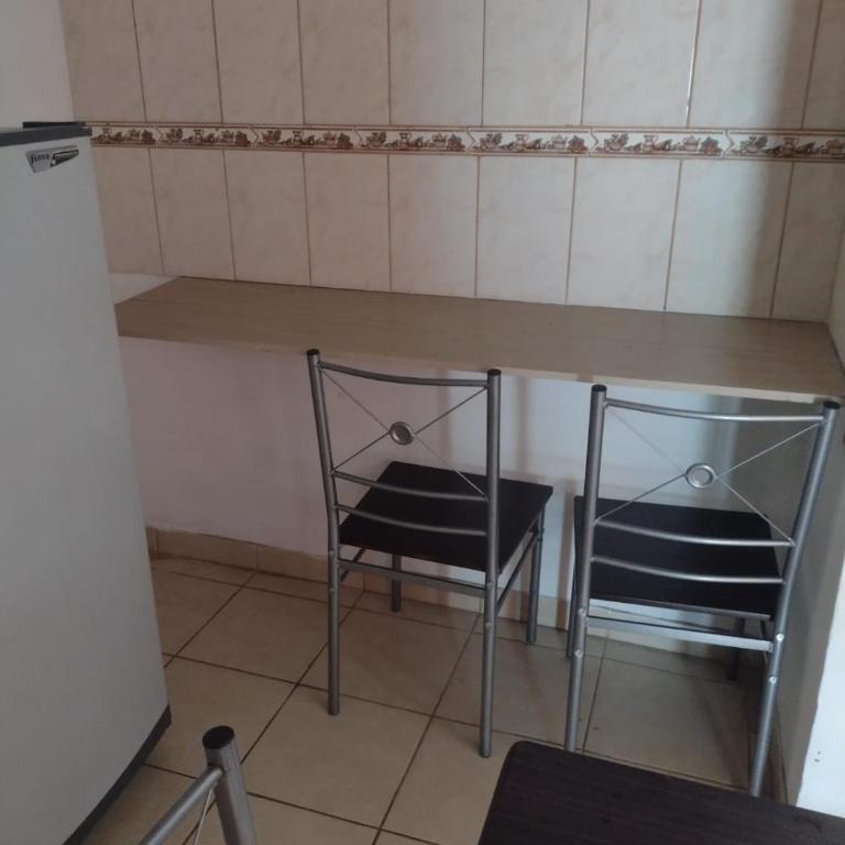 Relajate con tu familia en este alojamiento a pasos del centro de la SERENA - Three-Bedroom Villa - 8
