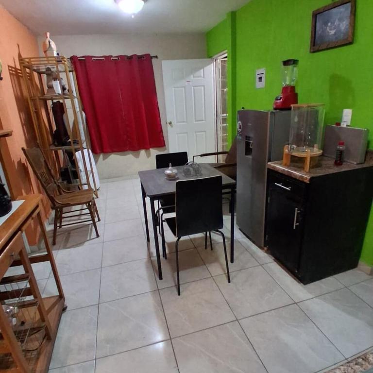 Third-floor apartment furnished, comfortable Quiet - Two-Bedroom Apartment - 2