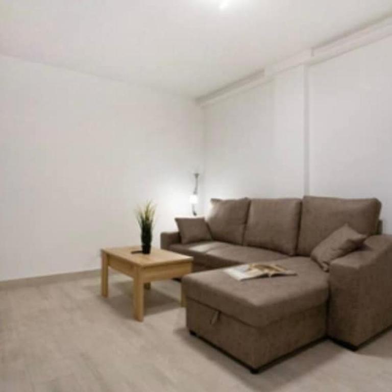 Blessed holidays in a new and equipped apartment, Wi-Fi - Two-Bedroom Apartment - 4
