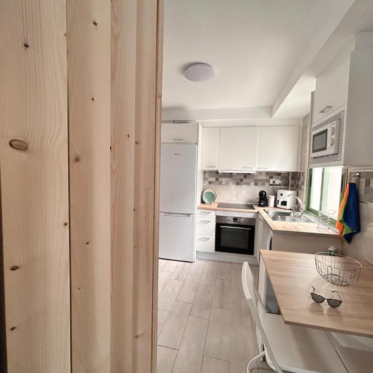 Blessed holidays in a new and equipped apartment, Wi-Fi - Two-Bedroom Apartment - 69
