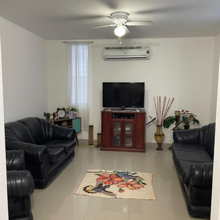 Casa Arena y Paz - Three-Bedroom Apartment - 8