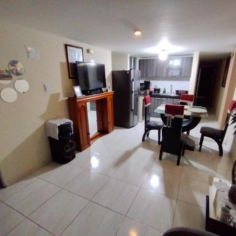 2 habitaciones - Two-Bedroom Apartment - 1