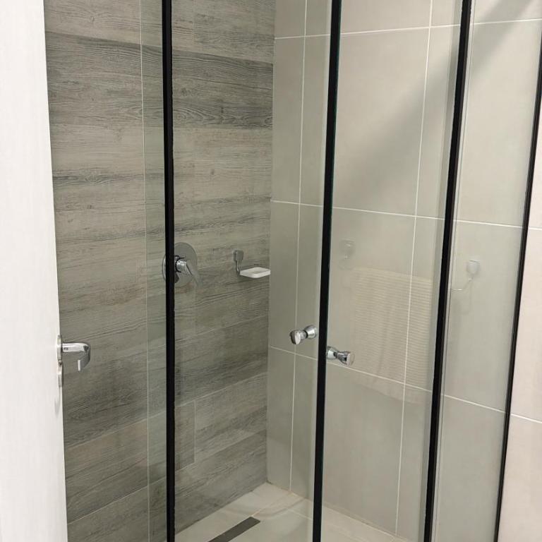 Lujoso Apartamento en edificio frente a la playa San José! - One-Bedroom Apartment - 7