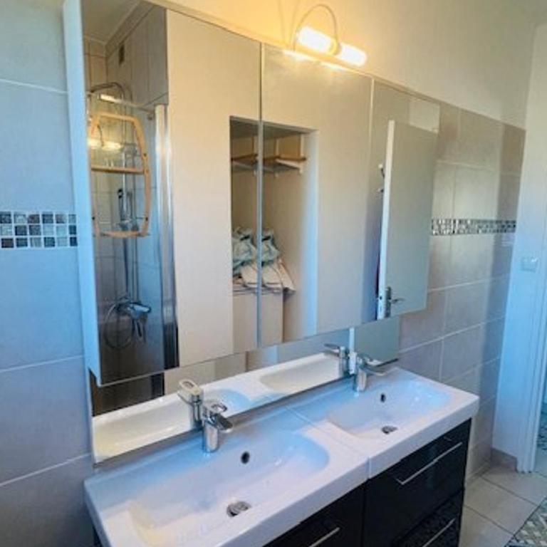 F3 moderne à Amélie-les-Bains avec parking et wifi - FR-1-703-221 - Apartment - 3