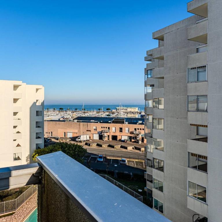 Arcachon Aiguillon: T3 avec Balcons et Parking - FR-1-433-147 - Apartment - 10