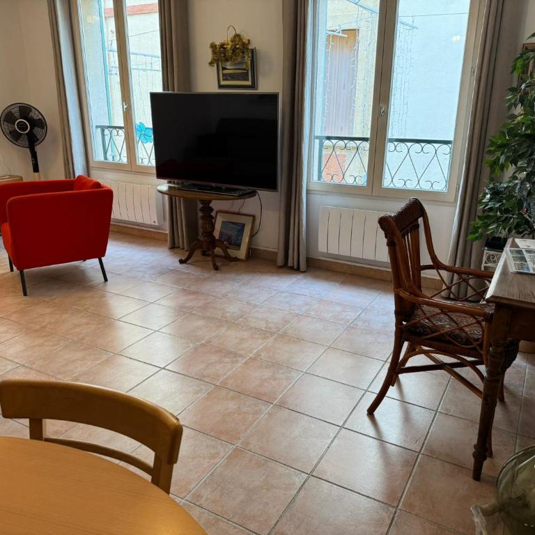 Sanary appartement 2-4 personnes à deux pas du port - Appartamento con 1 Camera da Letto - 4