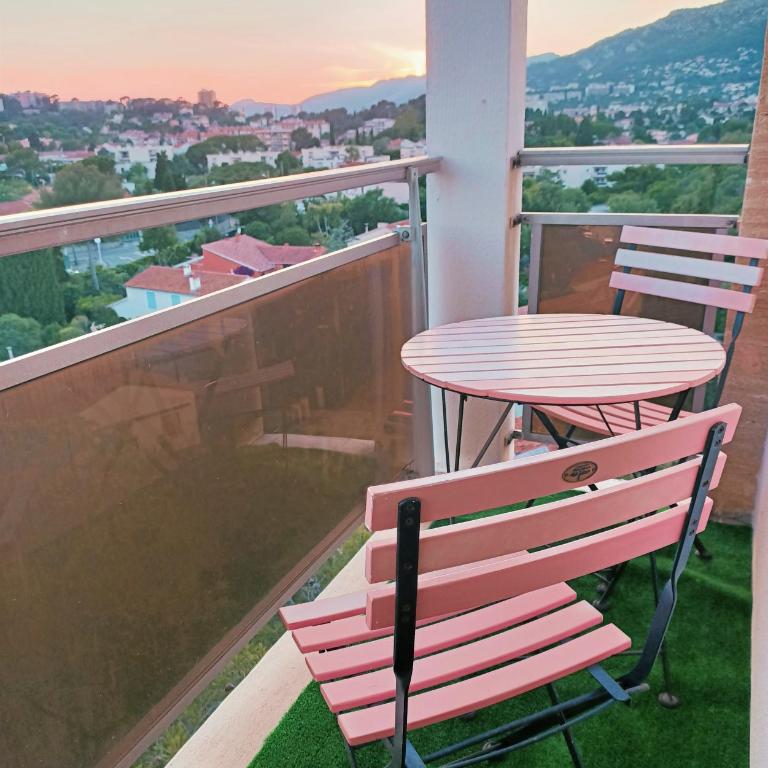 Vue panoramique dernier étage sans vis à vis - Apartment mit 1 Schlafzimmer - 3