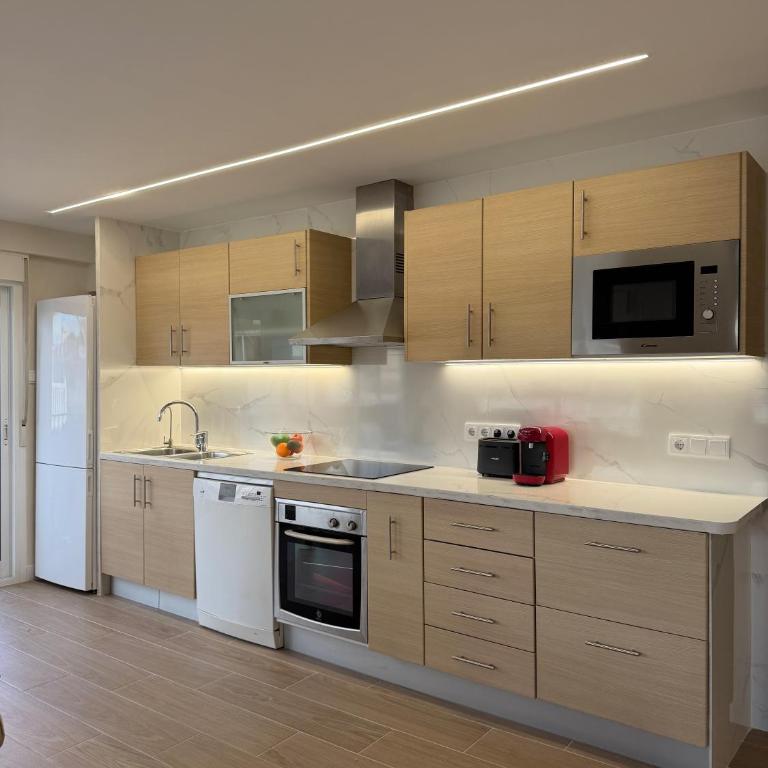 Apartamento con terraza y parking en primera línea - Apartamento de 3 dormitorios - 16