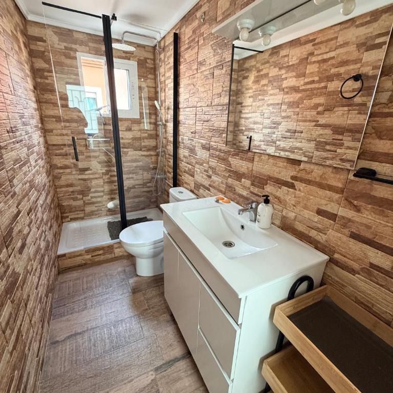 Apartamento con terraza y parking en primera línea - Apartamento de 3 dormitorios - 5