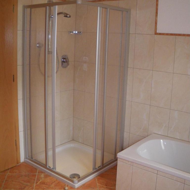 Haus Annemarie Schiestl - Three-Bedroom Apartment - 16