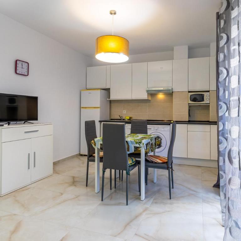 Inftour Stefano Apartamento - Apartamento de 1 dormitorio - 3